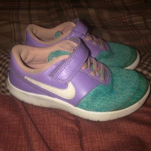 Nike little girls 12.5 sneakers